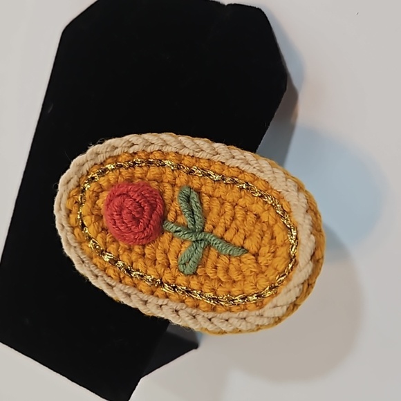 Hand Crafted Hand Knit Crochet  Hair Clip Red Rose embroidered Snap Clip 2.5" - Picture 10 of 17